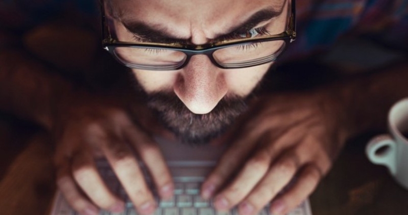 Cómo se organizan las "fábricas de trolls" y cuánto se paga a sus empleados Cómo se organizan las "fábricas de trolls" y cuánto se paga a sus empleados