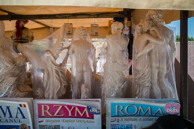 Cómo se ven los lugares turísticos famosos si giras la cámara en la otra dirección Cómo se ven los lugares turísticos famosos si giras la cámara en la otra dirección