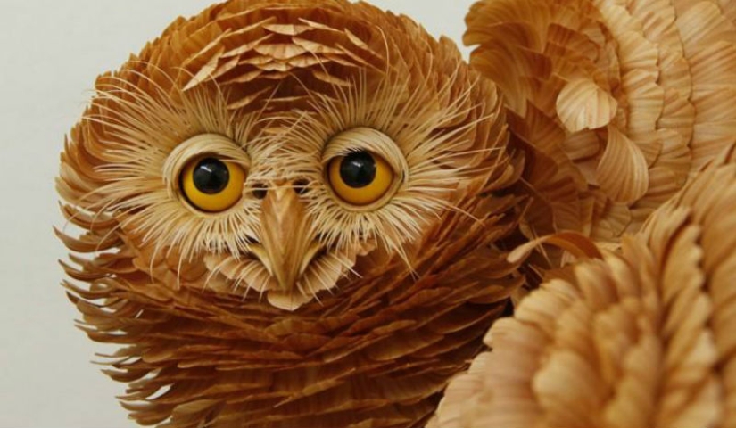 Cómo son las esculturas únicas hechas de virutas de madera Cómo son las esculturas únicas hechas de virutas de madera