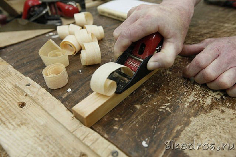 Cómo son las esculturas únicas hechas de virutas de madera Cómo son las esculturas únicas hechas de virutas de madera