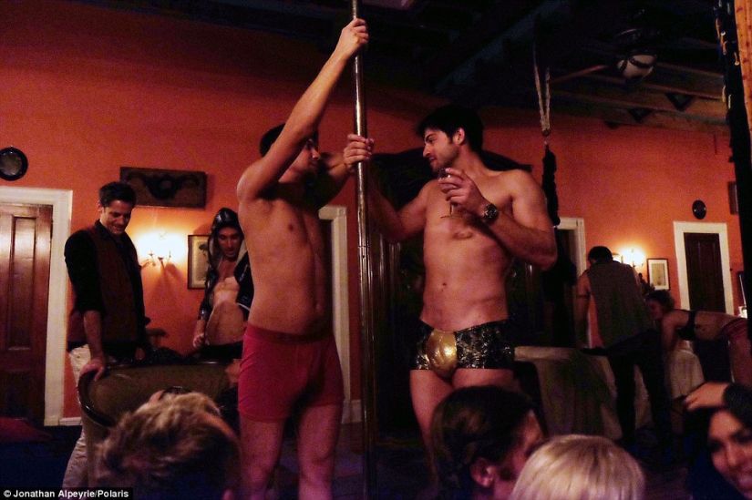 Cómo son las fiestas depravadas en la mansión de un millonario argelino