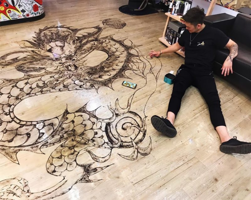 Cómo un peluquero chino convierte el cabello cortado en obras de arte