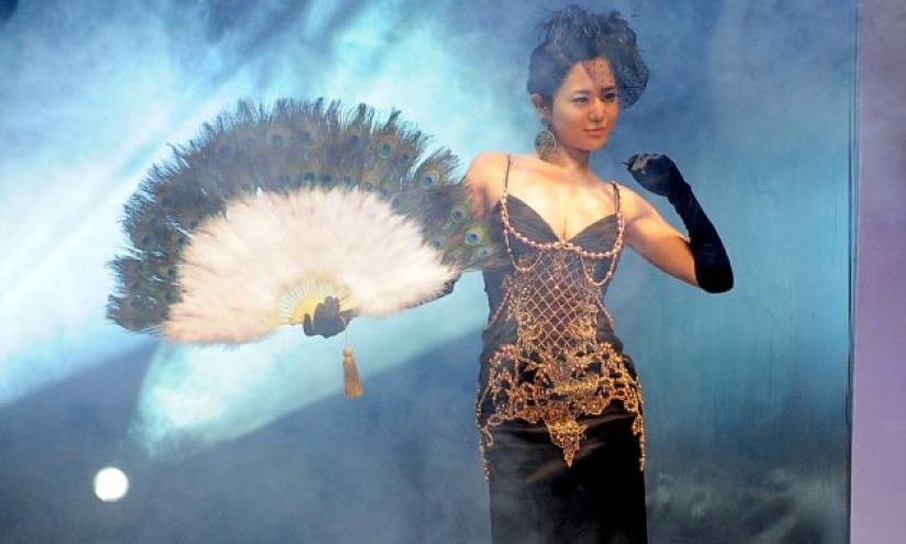 Cómo una actriz porno japonesa enseñó a los chinos sobre el sexo