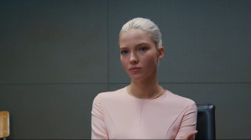 Cómo una modelo de Magadan, Sasha Luss, se convirtió en una estrella de las películas de Luc Besson