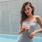 Cómo una Modelo de Instagram Hizo Millones Vendiendo Su Colección NFT