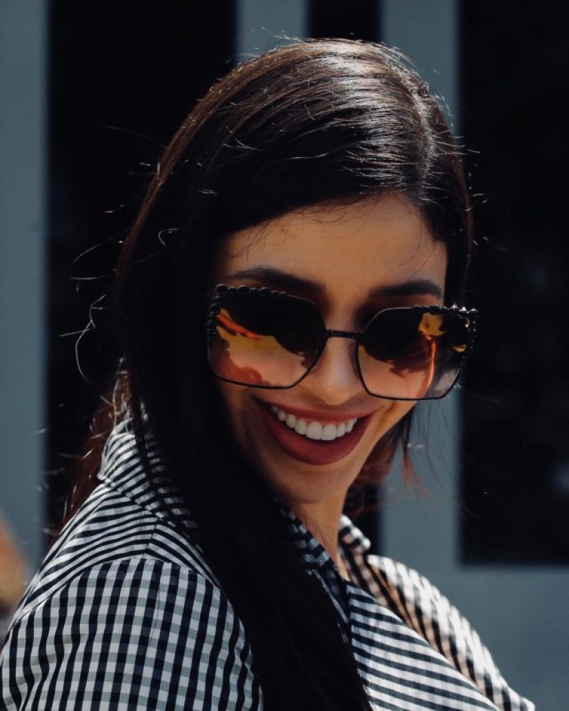 Cómo vive la esposa del narcotraficante más rico e influyente del mundo, Joaquín" El Chapo " Guzmán Cómo vive la esposa del narcotraficante más rico e influyente del mundo, Joaquín" El Chapo " Guzmán