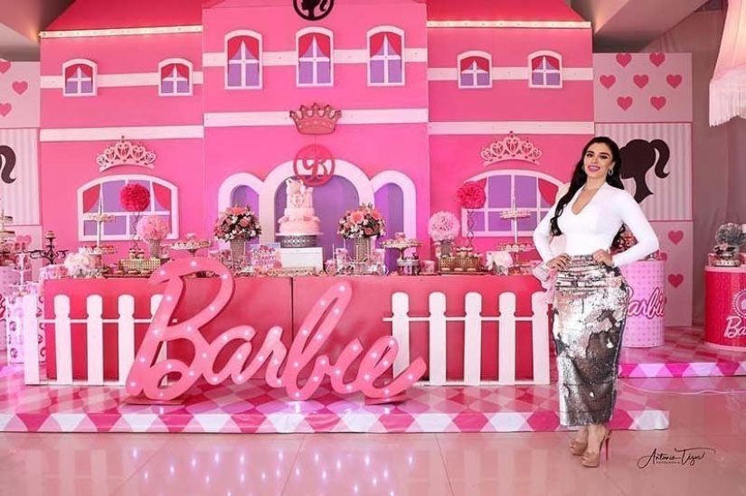 Cómo vive la esposa del narcotraficante más rico e influyente del mundo, Joaquín" El Chapo " Guzmán Cómo vive la esposa del narcotraficante más rico e influyente del mundo, Joaquín" El Chapo " Guzmán