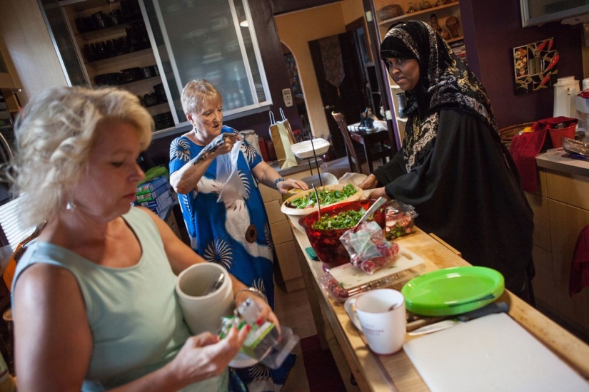 Cómo viven realmente los refugiados de países musulmanes en los Estados Unidos Cómo viven realmente los refugiados de países musulmanes en los Estados Unidos