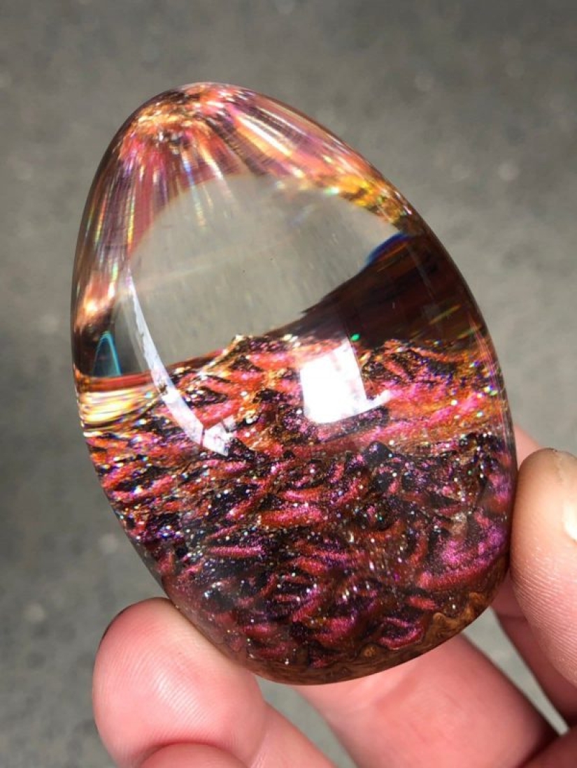 Colorful dragon eggs made of resin and wood by Australian artist Ben Works Colorful dragon eggs made of resin and wood by Australian artist Ben Works