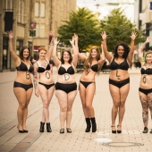 Complete happiness: these girls have recovered and share the joy of being a crumpet