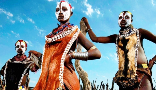 Continente colorido: 20 fotos de tribus africanas
