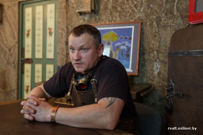 Copper craftsman: Minsk resident creates amazing things in steampunk style