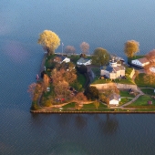 Corner of Paradise: a cosy island on a lake in Germany — the perfect hideaway