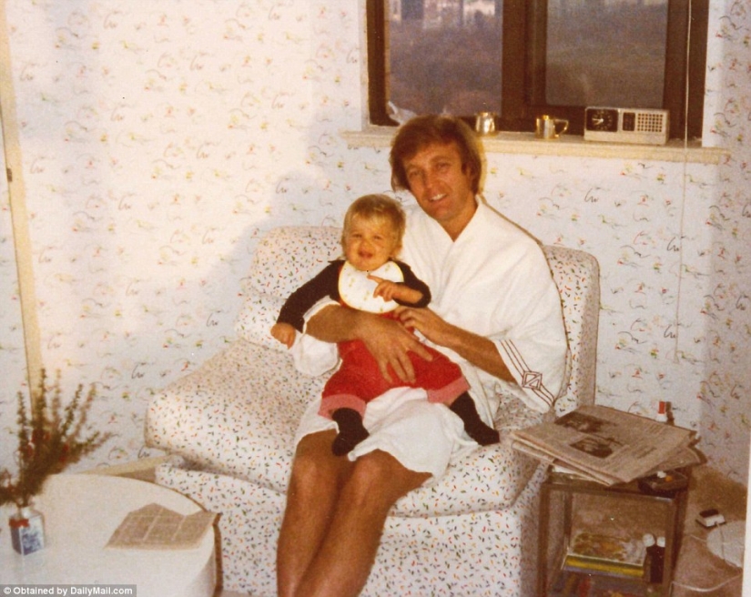 Cozy and homely Donald Trump in pictures from the accidentally surfaced family archive Cozy and homely Donald Trump in pictures from the accidentally surfaced family archive