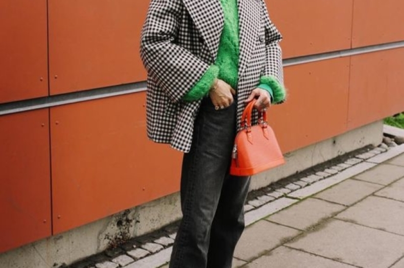 Create the mood yourself: 10 bright sweaters for winter looks Create the mood yourself: 10 bright sweaters for winter looks