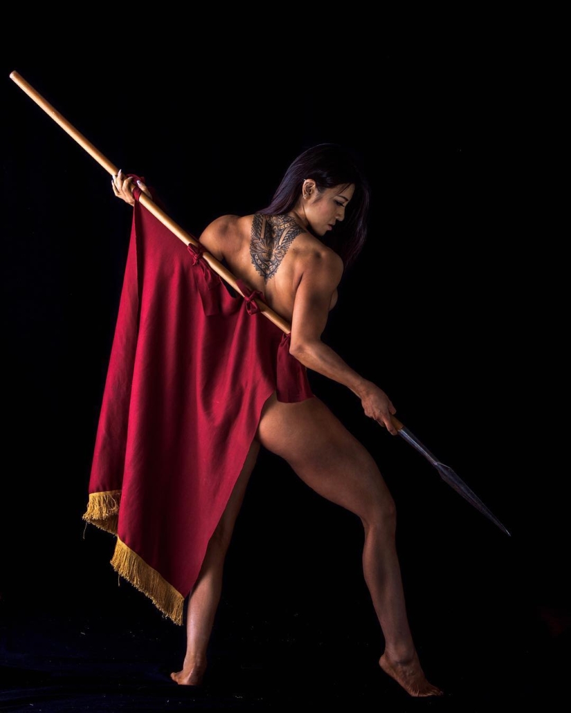 Culturista china casi fue a la corte por demostración pública de su figura