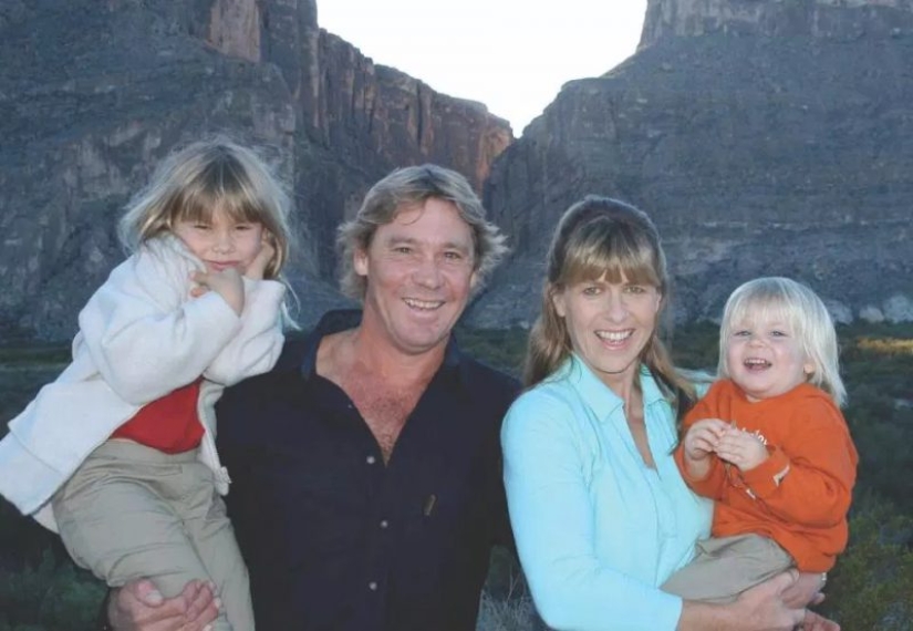Daddy's daughter: the daughter of the legendary Steve Irwin will honor her father's memory at her wedding Daddy's daughter: the daughter of the legendary Steve Irwin will honor her father's memory at her wedding