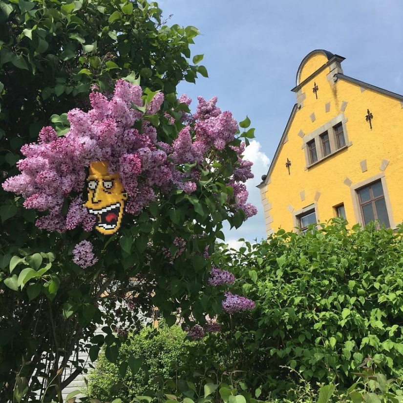 Dear, you have Putin pixelit: Swedish artist releases pixel heroes into the real world Dear, you have Putin pixelit: Swedish artist releases pixel heroes into the real world