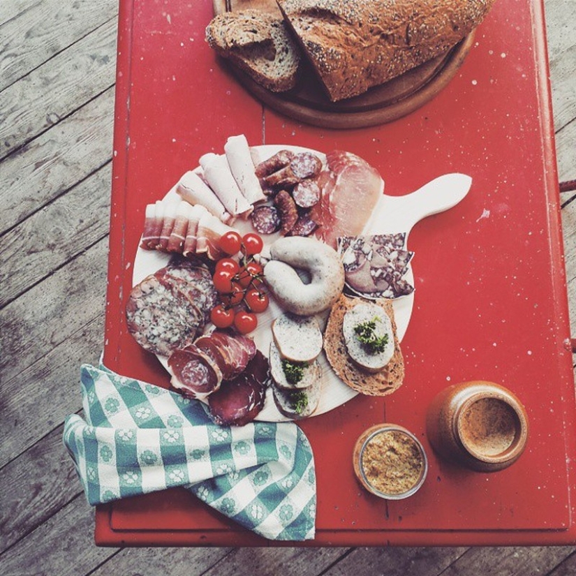 Del plato a la lente: cómo los fotógrafos hicieron de la comida un culto