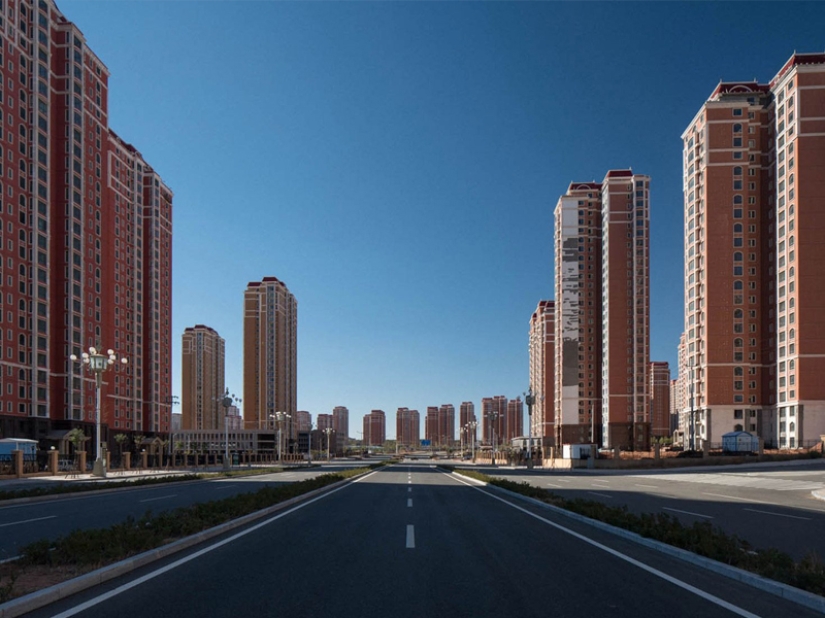 Deserted ghost towns in China