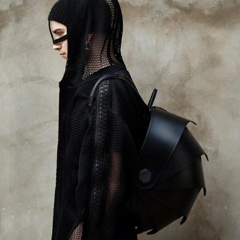 Designers from Colombia have created a backpack-shell of old tires Designers from Colombia have created a backpack-shell of old tires