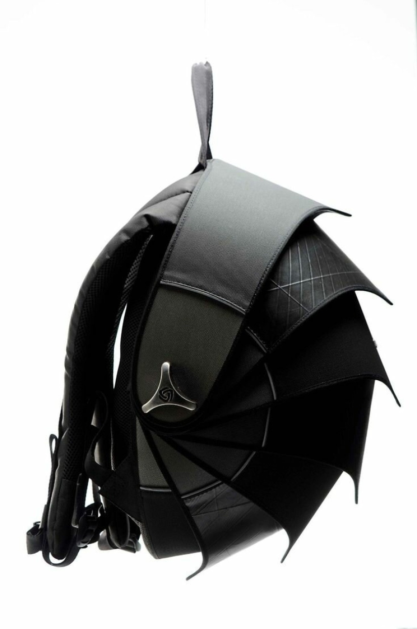 Designers from Colombia have created a backpack-shell of old tires Designers from Colombia have created a backpack-shell of old tires