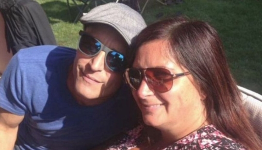 Después de ganar la lotería, el canadiense renunció y dejó a la niña con la que soñaban con un premio Después de ganar la lotería, el canadiense renunció y dejó a la niña con la que soñaban con un premio