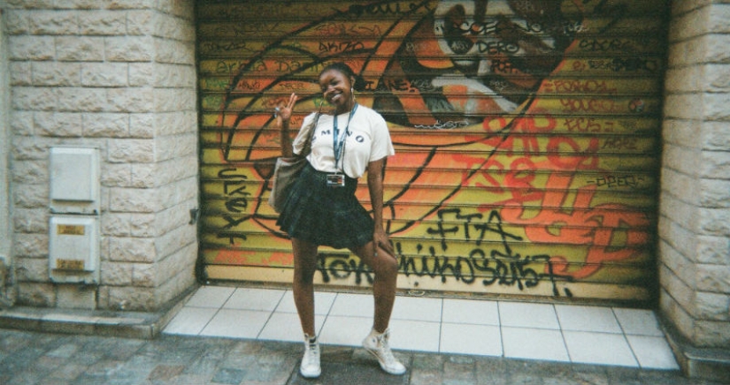 "Diary of a one-off": the photographer sent 10 cameras around the world and was sent 10 thousand stories