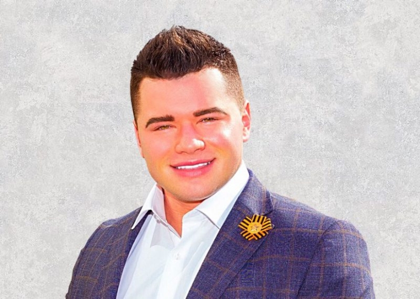 Diputado ruso demasiado guapo ofendido por el meme y escribió una declaración a la policía