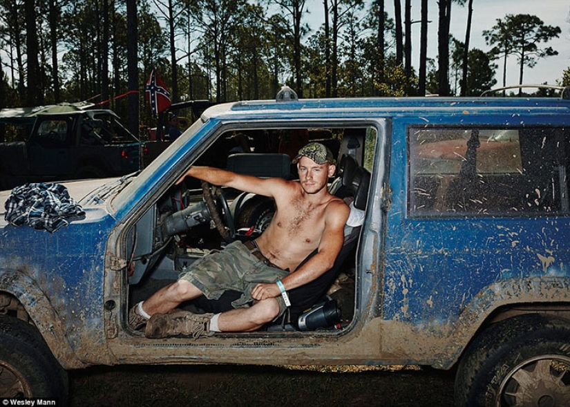 Diviértete, clase trabajadora: cómo se relajan los estadounidenses comunes Diviértete, clase trabajadora: cómo se relajan los estadounidenses comunes