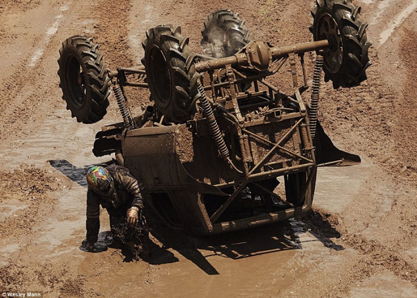 Diviértete, clase trabajadora: cómo se relajan los estadounidenses comunes Diviértete, clase trabajadora: cómo se relajan los estadounidenses comunes