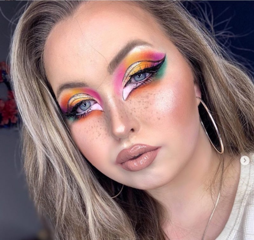 Doll face: Social media users do makeup like Bratz dolls Doll face: Social media users do makeup like Bratz dolls