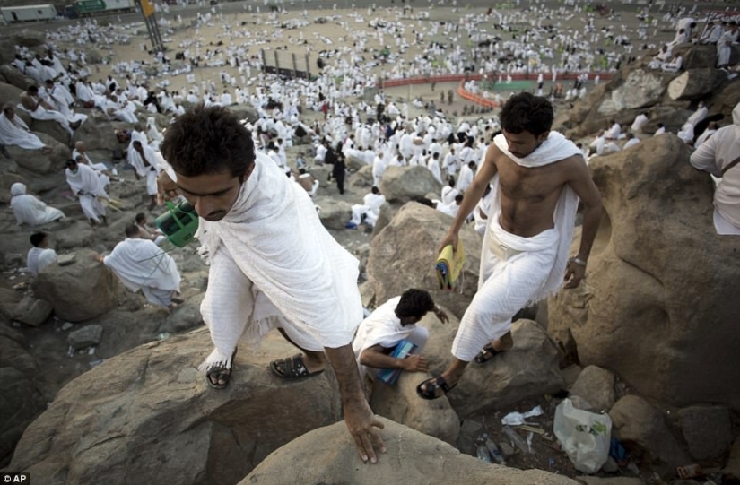 Dos millones de musulmanes se reunieron en el Monte Arafat para la culminación del Hajj