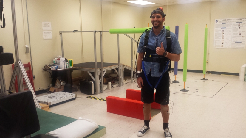 Dream job or bullying? The guy lay for 70 days for 18 thousand dollars Dream job or bullying? The guy lay for 70 days for 18 thousand dollars