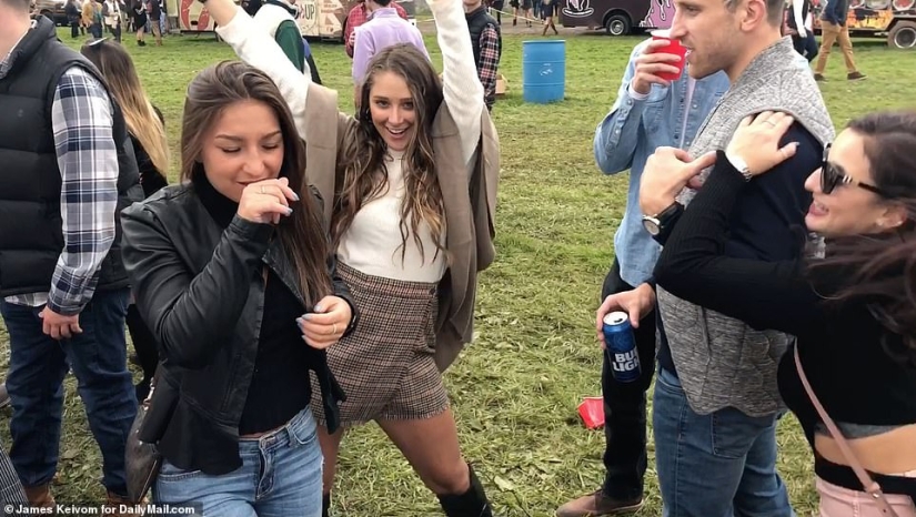 Drunken frenzy, debauchery and bloody skirmishes: how Americans have fun at charity races Drunken frenzy, debauchery and bloody skirmishes: how Americans have fun at charity races