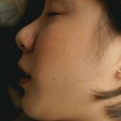 Due to a rare disease, the girl stopped hearing men, but at the same time she hears women perfectly