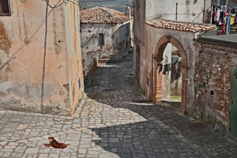 Dust-free job: an Italian town has opened unusual vacancies Dust-free job: an Italian town has opened unusual vacancies