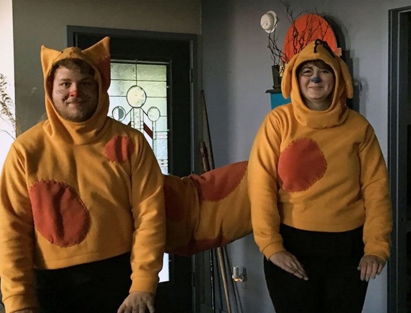 Each creature has a pair! 30 most unusual, funny and terrifying Halloween costumes for two