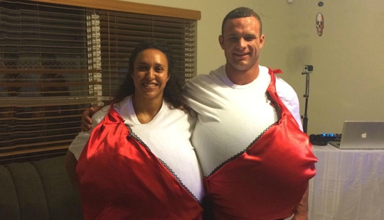 Each creature has a pair! 30 most unusual, funny and terrifying Halloween costumes for two