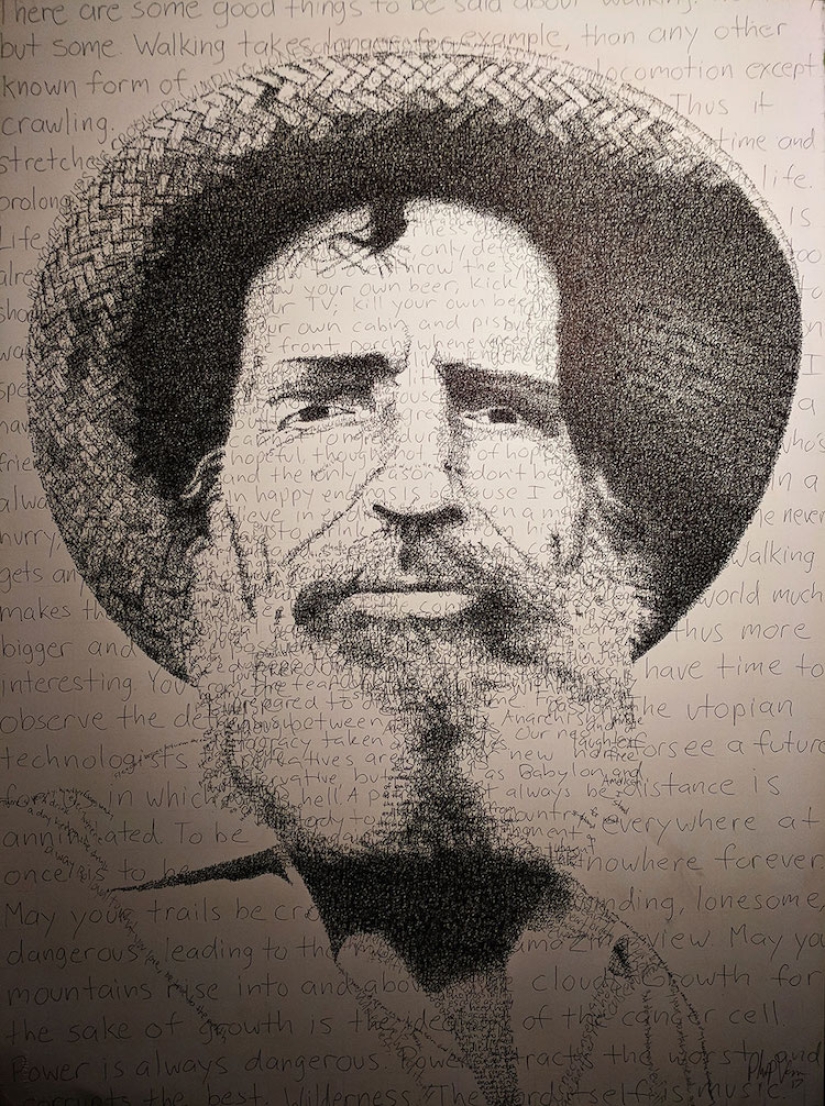 Eche un vistazo más de cerca: el artista pinta cuadros con miles de letras