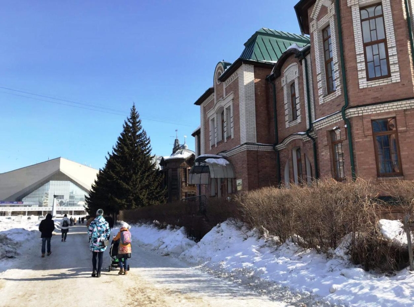 Ecology of Schrodinger: we check whether Omsk is as scary as it is painted