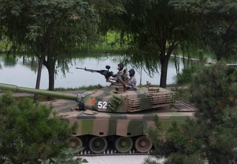 Ejército chino en acción Ejército chino en acción