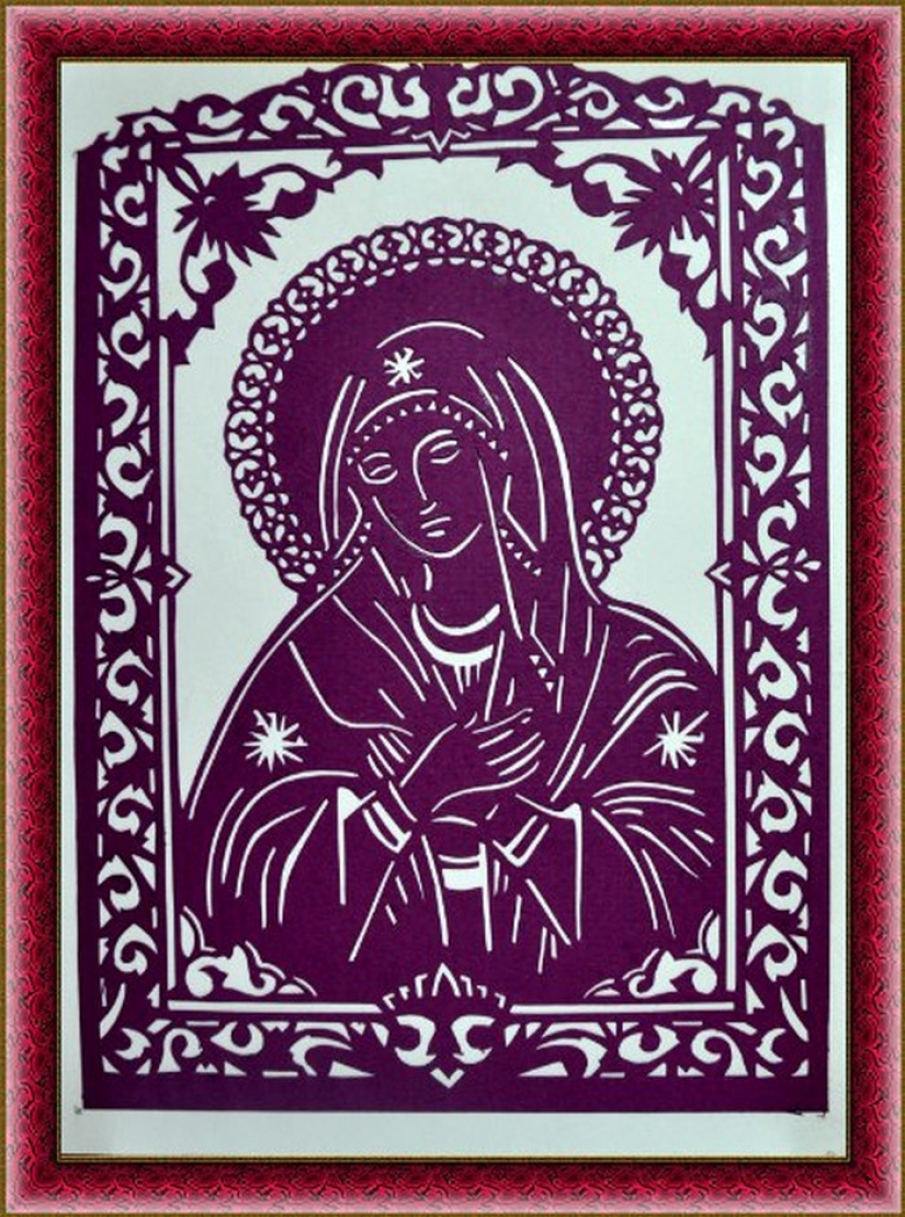 El abuelo de Pskov hace increíbles pinturas con papel