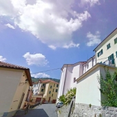 El alcalde de un pueblo italiano ofrece 2.000 euros a quien se mude con ellos