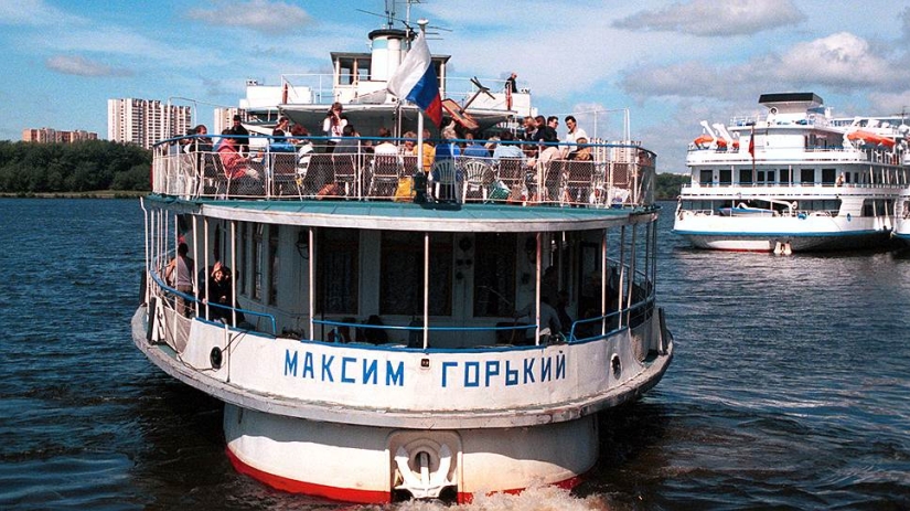 El barco, conocido como "El yate de Stalin", se puede vender por 20 millones de rublos El barco, conocido como "El yate de Stalin", se puede vender por 20 millones de rublos