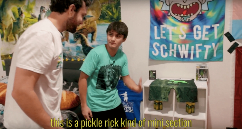 El blogger estadounidense amuebló su hogar, confiando en la elección de los suscriptores. El interior salió para un aficionado