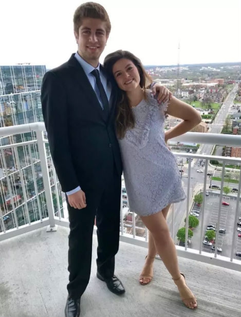 El canadiense demandó a la ex novia 350 mil dólares por el hecho de que ella arruinó su carrera