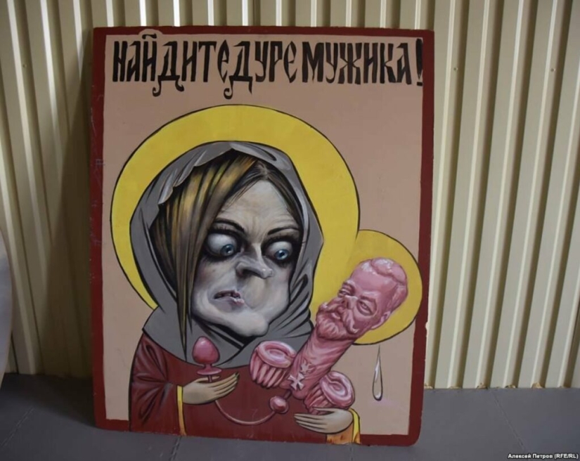 El caricaturista Denis Lopatin: "Si el rey no se ríe de los chistes, es hora de asfixiarlo con una almohada" El caricaturista Denis Lopatin: "Si el rey no se ríe de los chistes, es hora de asfixiarlo con una almohada"
