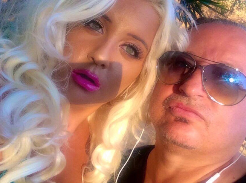 El Club de los Enamorados: cómo son los compañeros de vida de las mujeres obsesionadas con el plástico El Club de los Enamorados: cómo son los compañeros de vida de las mujeres obsesionadas con el plástico