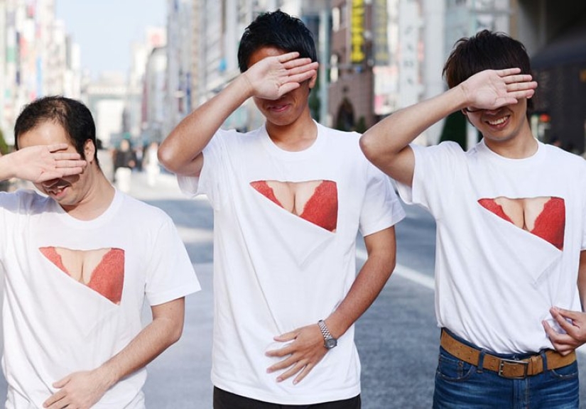 El diseñador japonés presentó una colección de calcetines con fugas "ecológicos" El diseñador japonés presentó una colección de calcetines con fugas "ecológicos"